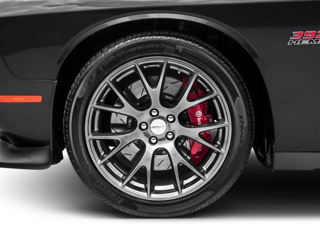 Certified 2017 Dodge Challenger SRT w/ Technology Group RWD image 11