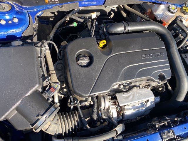 Used 2023 Chevrolet Malibu LT FWD image 21