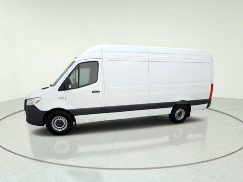 New 2025 Mercedes-Benz eSprinter 170 Cargo image 15