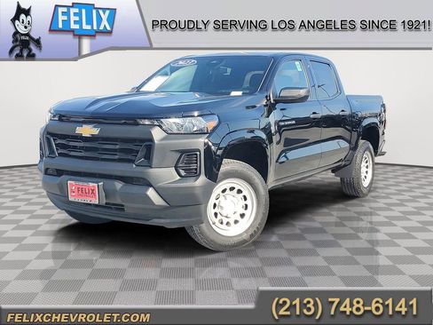 Used 2023 Chevrolet Colorado W/T image 1