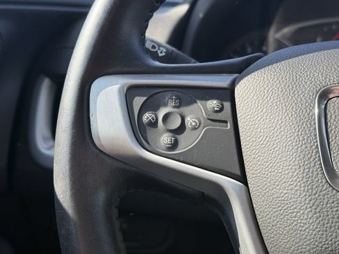 Used 2021 GMC Terrain SLE w/ Driver Convenience Package FWD image 23