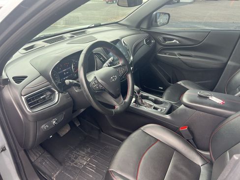 Used 2024 Chevrolet Equinox RS w/ RS Leather Package AWD/4WD image 9