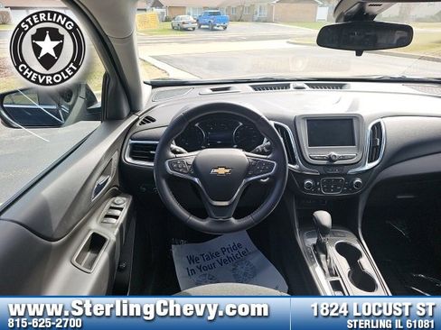 Used 2022 Chevrolet Equinox LT image 25