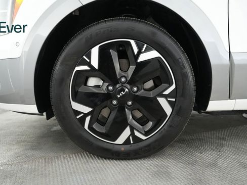 Used 2023 Kia Niro Wave w/ Wave Preserve Package image 19