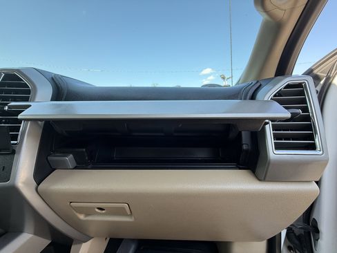 Used 2017 Ford F250 Lariat w/ Lariat Ultimate Package image 26