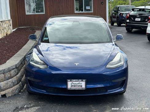 Used 2020 Tesla Model 3 Standard Range Plus RWD image 13