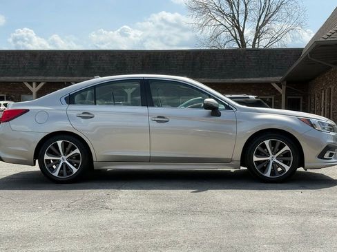 Used 2019 Subaru Legacy 2.5i Limited AWD/4WD image 6