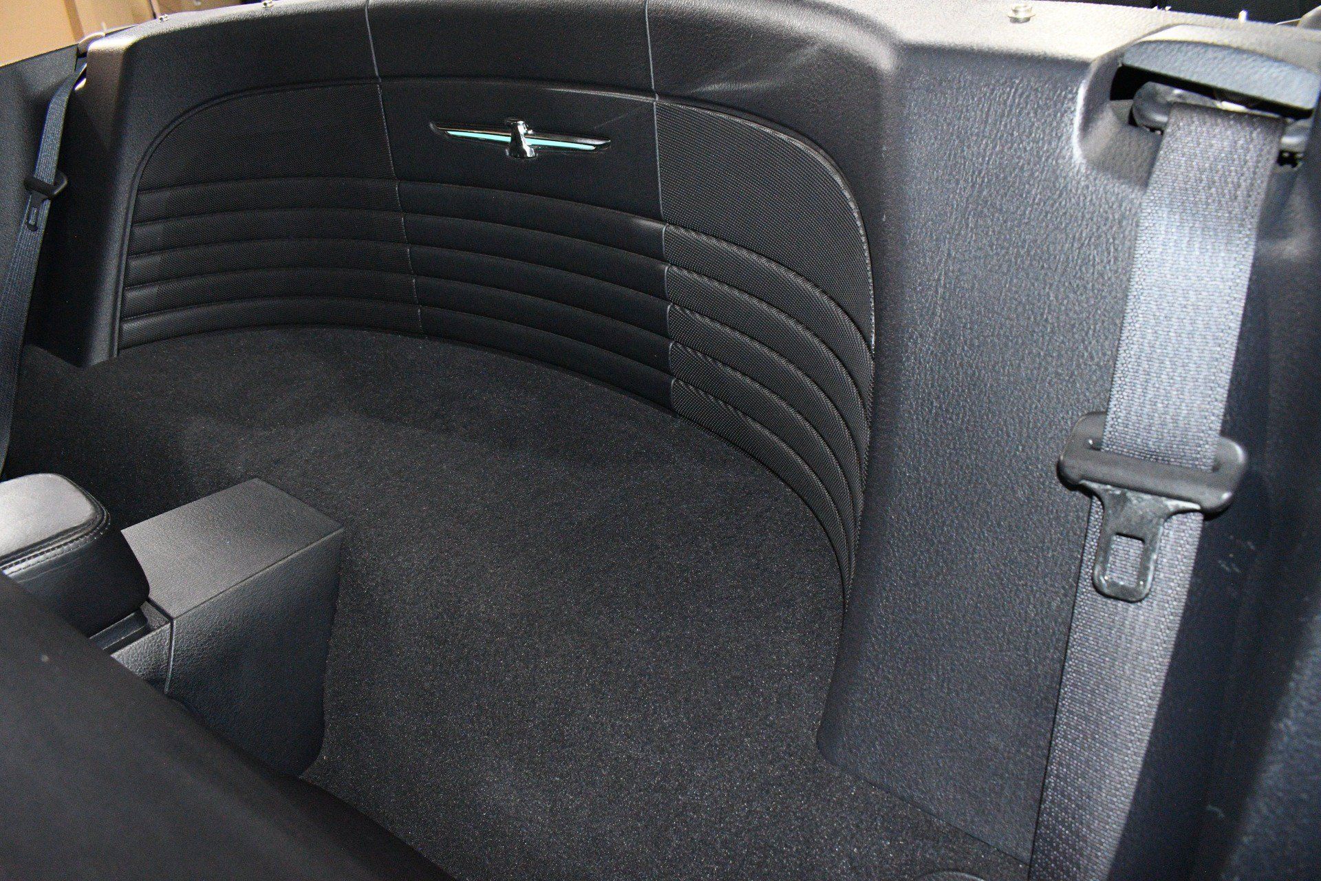 Used 2003 Ford Thunderbird RWD image 17