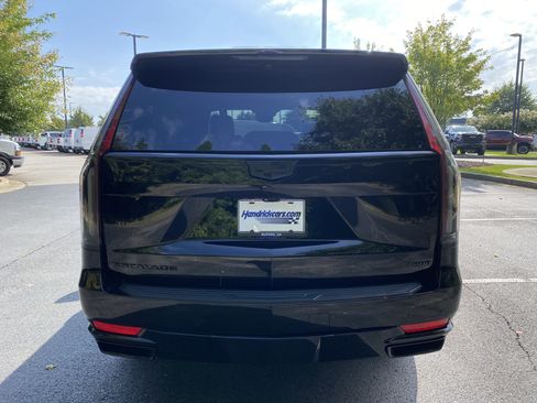 Used 2023 Cadillac Escalade Premium Luxury w/ Touring Package AWD/4WD image 8