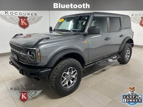Used 2024 Ford Bronco Badlands image 3