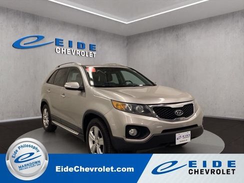 Used 2013 Kia Sorento EX w/ EX V6 Premium Pkg AWD/4WD image 1