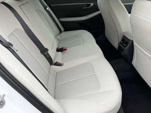 Used 2023 Hyundai Sonata SEL w/ Convenience Package FWD image 31