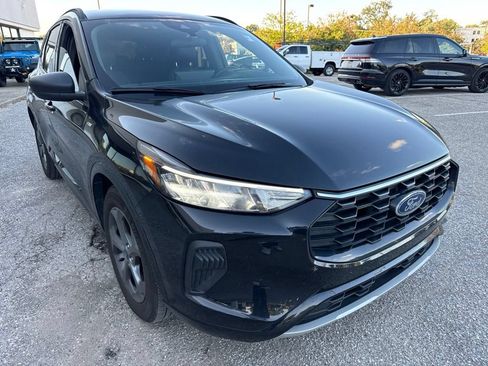 Certified 2023 Ford Escape ST-Line w/ Tech Pack #1 FWD image 13