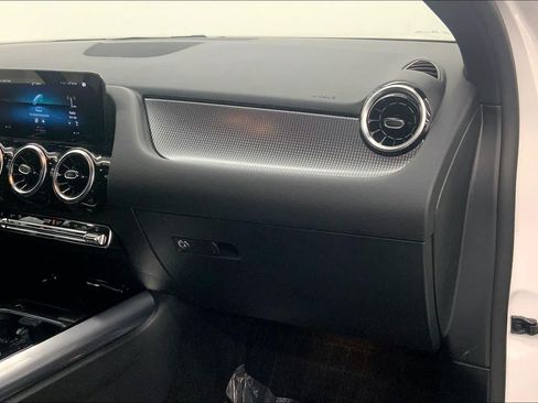 Certified 2023 Mercedes-Benz GLA 250 image 27