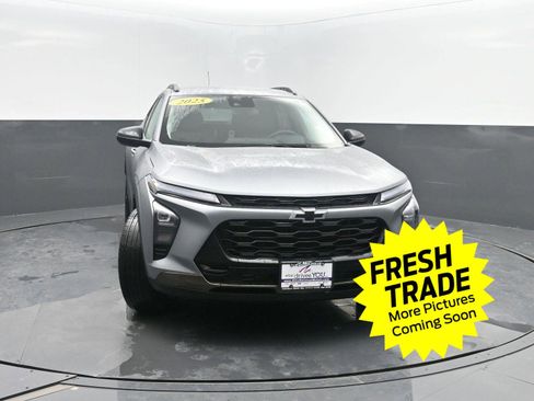 Used 2025 Chevrolet Trax ACTIV w/ Driver Confidence Package image 40