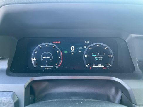 Used 2024 Toyota Tacoma TRD Off-Road AWD/4WD image 7