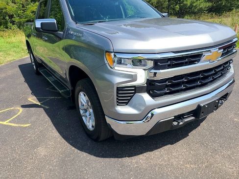 Certified 2023 Chevrolet Silverado 1500 LT AWD/4WD image 10