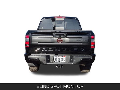 Certified 2025 Nissan Frontier PRO-4X w/ Pro Premium Package AWD/4WD image 8