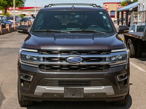Used 2024 Ford Expedition Limited AWD/4WD image 3