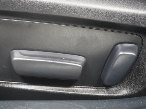 Used 2016 Toyota Avalon Limited w/ Toyota Safety Sense Package FWD image 14