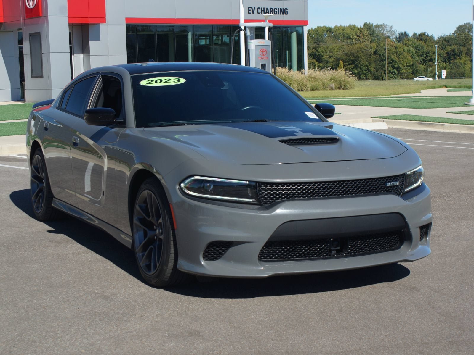 Used 2023 Dodge Charger R/T w/ Daytona Edition Group RWD image 2