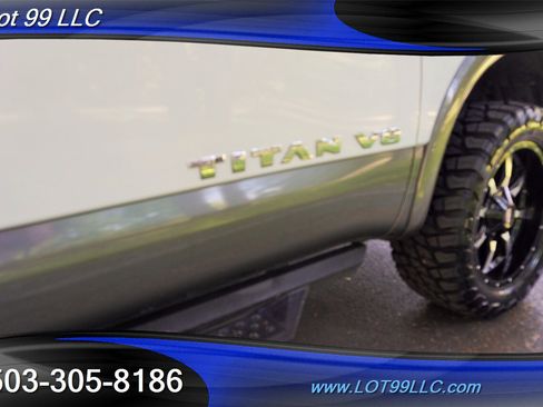 Used 2019 Nissan Titan PRO-4X w/ Pro-4x Convenience Package AWD/4WD image 40