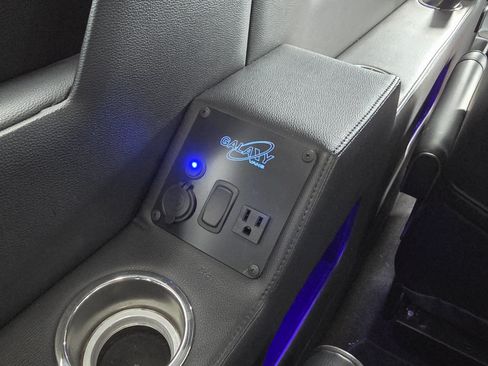 Used 2023 RAM ProMaster 3500 w/ Premium Appearance Group FWD image 33