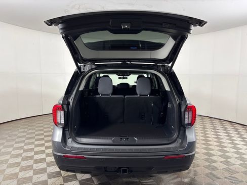 New 2026 Ford Explorer Active RWD image 28