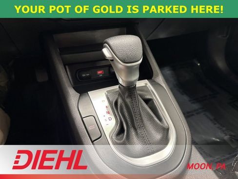 Used 2022 Kia Forte LXS image 28