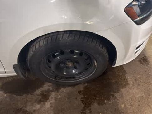 Used 2015 Volkswagen Golf TDI SEL w/ Lighting Package (SEL) image 4