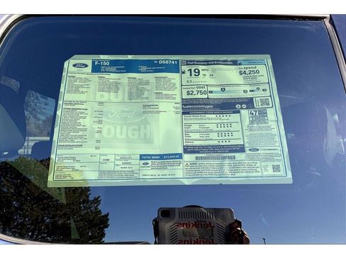 New 2025 Ford F150 Lariat w/ Equipment Group 501A Mid image 30