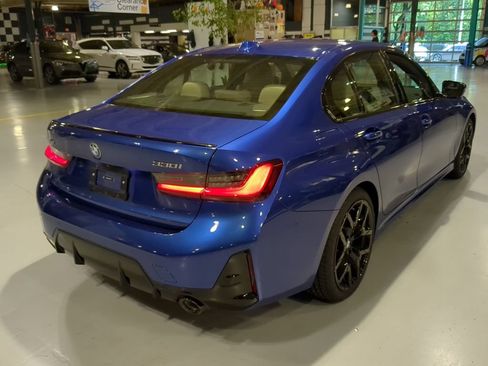 Used 2025 BMW 330i xDrive Sedan w/ M Sport Package AWD/4WD image 8