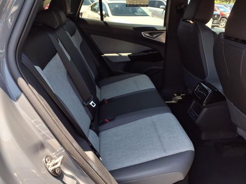 Certified 2023 Volkswagen ID.4 Pro AWD/4WD image 22