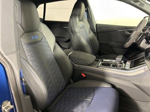 New 2026 Audi RS Q8 performance image 10