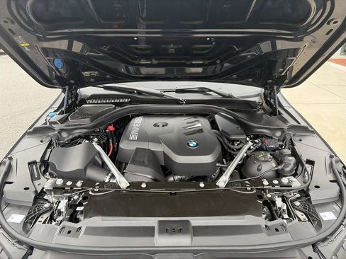 Used 2025 BMW 530i RWD image 39