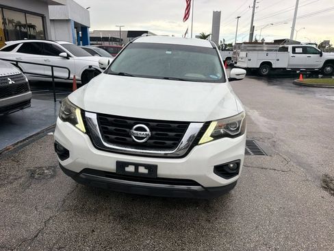 Used 2017 Nissan Pathfinder SV FWD image 6