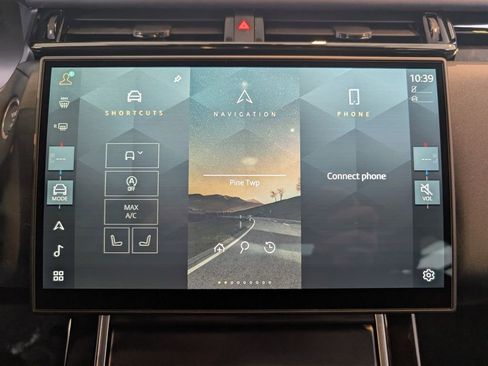 New 2026 Land Rover Range Rover Velar Dynamic SE image 19