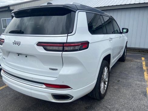 Used 2024 Jeep Grand Cherokee L Summit w/ Advanced Protech Group IV AWD/4WD image 4