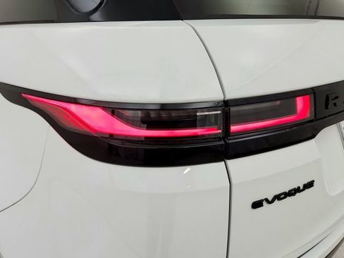 New 2025 Land Rover Range Rover Evoque S image 19