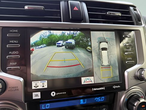 Used 2022 Toyota 4Runner Limited AWD/4WD image 12