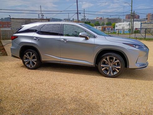 Used 2022 Lexus RX 350L FWD w/ Premium Package image 17