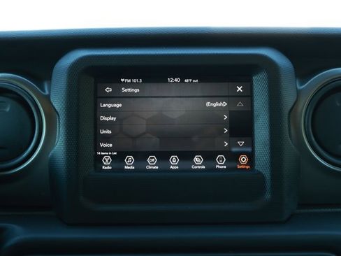 Used 2023 Jeep Gladiator Sport AWD/4WD image 14