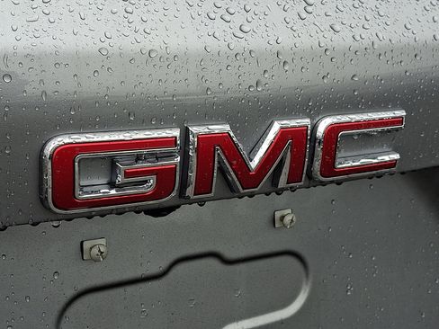 New 2026 GMC Terrain Elevation image 12