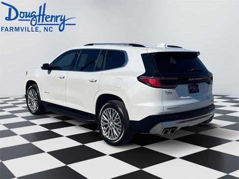 Used 2025 GMC Acadia Denali w/ Super Cruise Package image 3