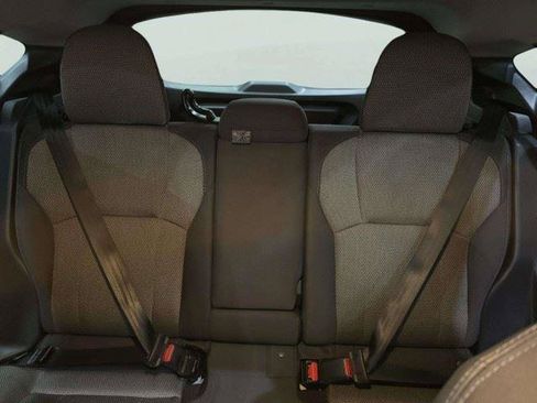 Used 2024 Subaru Crosstrek 2.0i Premium AWD/4WD image 40