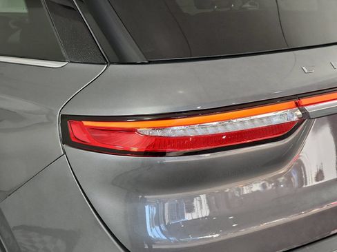 Used 2025 Lincoln Corsair FWD image 31