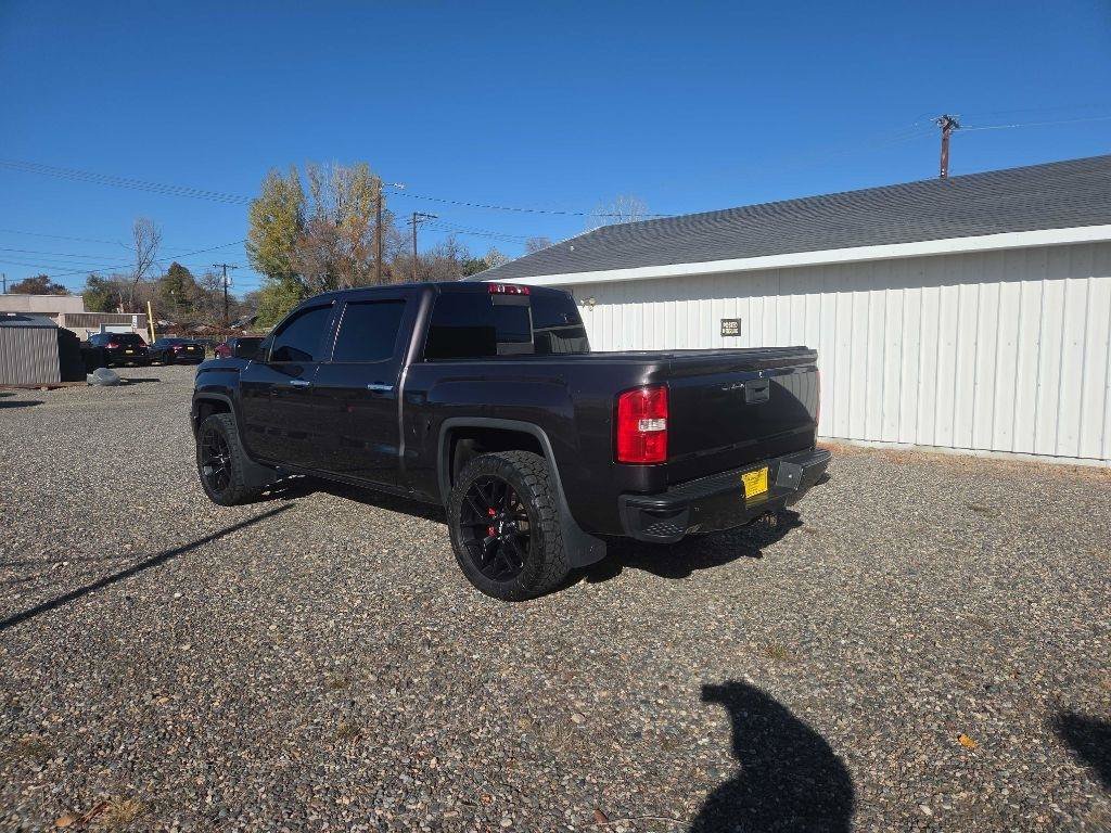 Used 2015 GMC Sierra 1500 Denali w/ Driver Alert Package AWD/4WD image 3