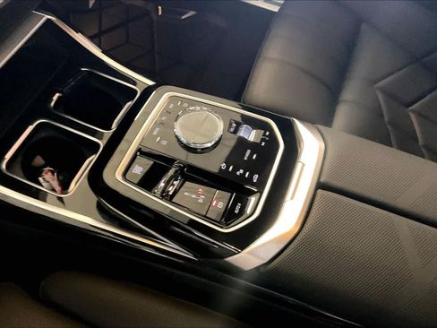 New 2026 BMW 740i xDrive w/ Executive Package AWD/4WD image 7