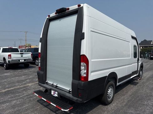 Used 2024 RAM ProMaster 3500 w/ Delivery Van Package image 9