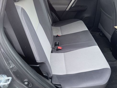 Used 2015 Toyota RAV4 XLE image 11